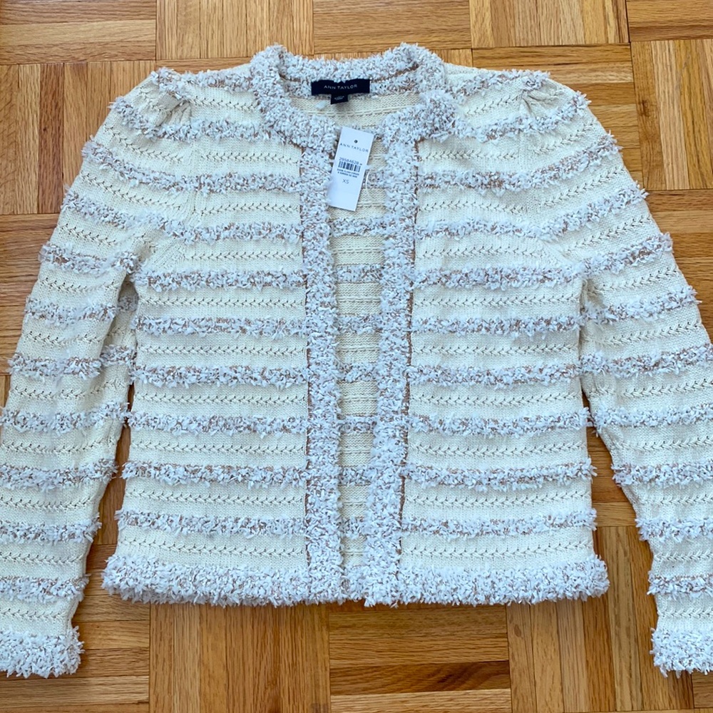 NWT Ann Taylor Cream Sweater Jacket XS